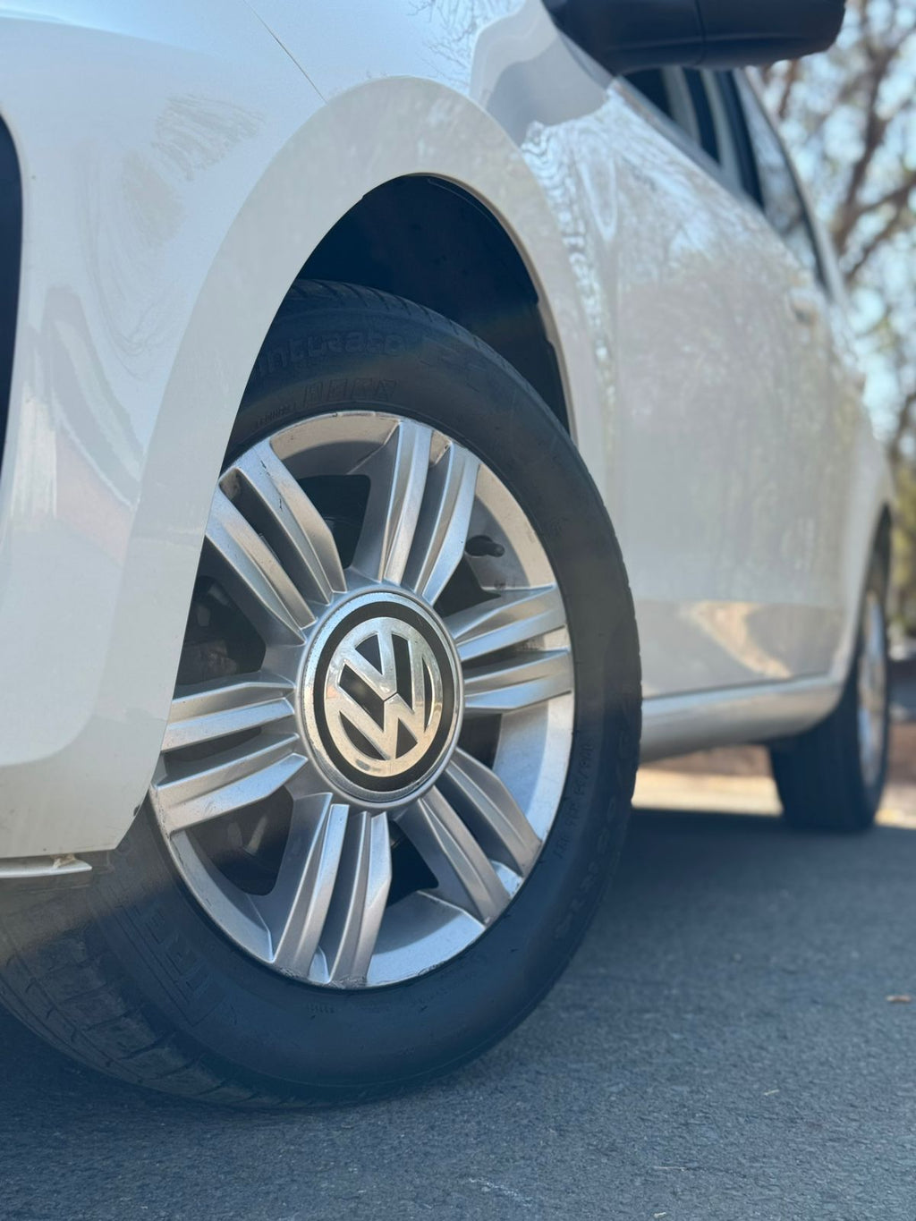VOLKSWAGEN UP! MOVE 1.0 TSI