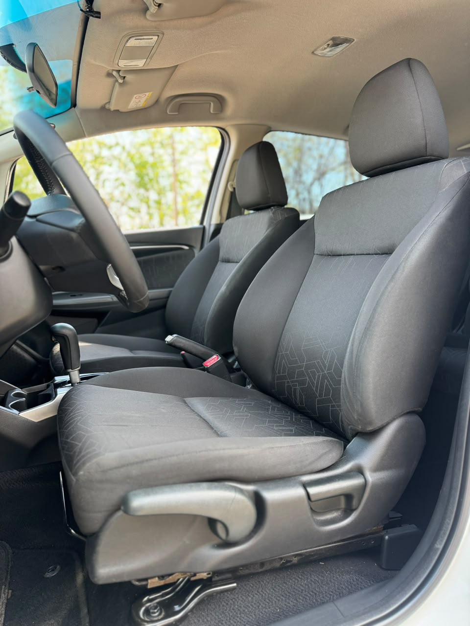 HONDA FIT 1.5 LX CVT