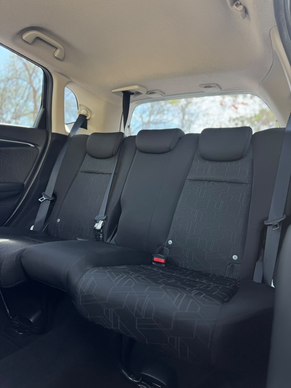 HONDA FIT 1.5 LX CVT