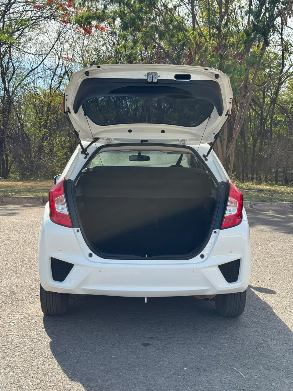 HONDA FIT 1.5 LX CVT